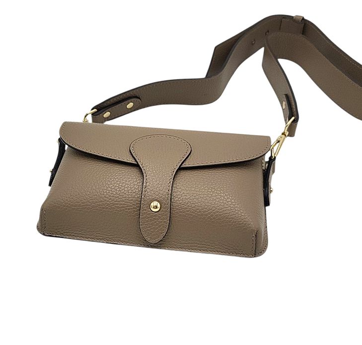 Mała torebka listonoszka  nerka Laura Biaggi skórzana beż mocha