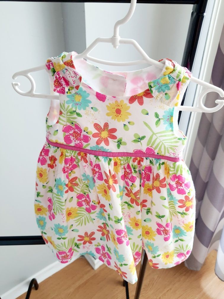 Sukienka w kwiatuszki wizytowa 100% bawełny Mothecare 56-62cm 0-3 mies