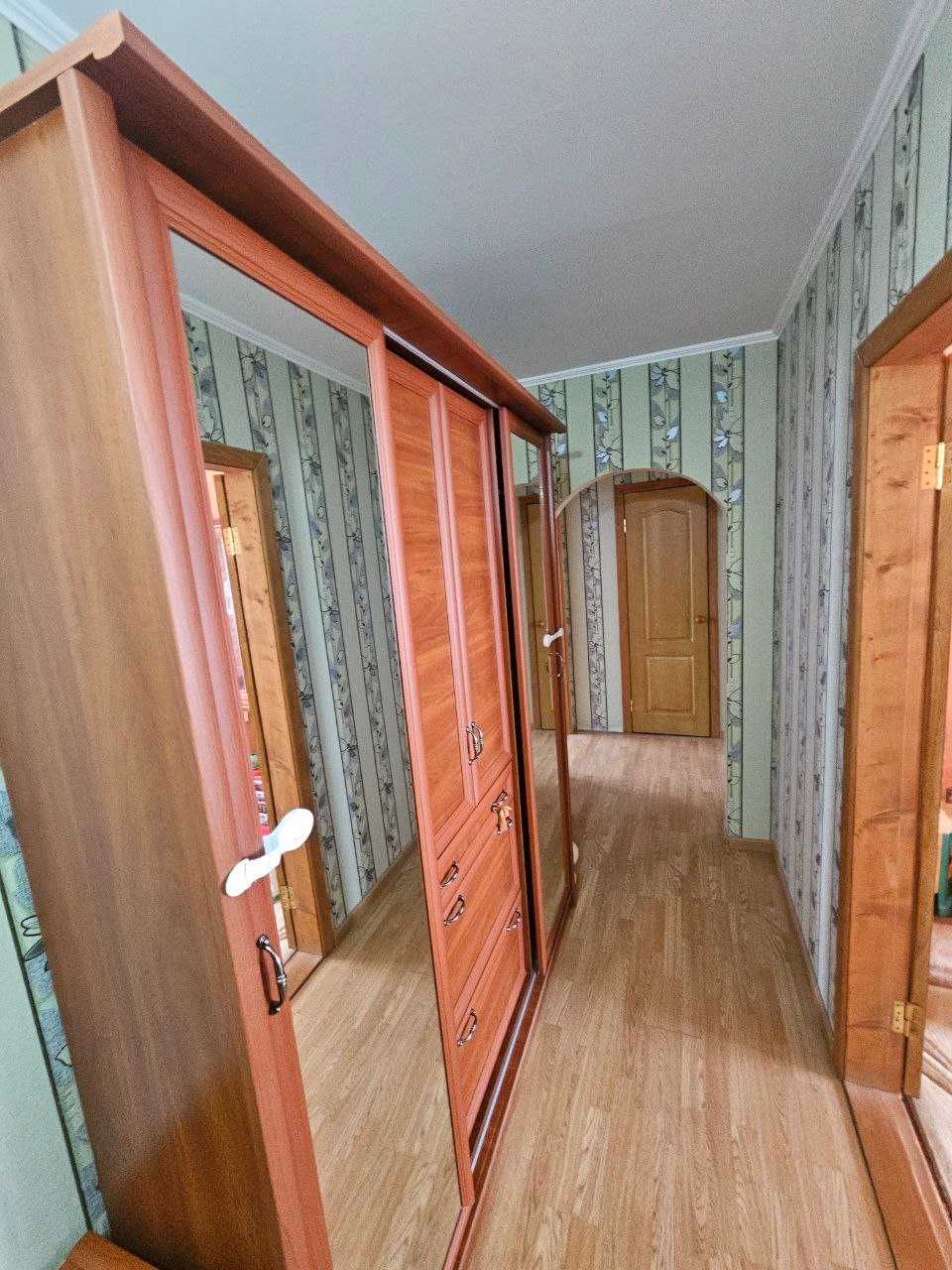 Продам 3 кімнатну квартиру, вул. Нарбутівська м.Черкаси.