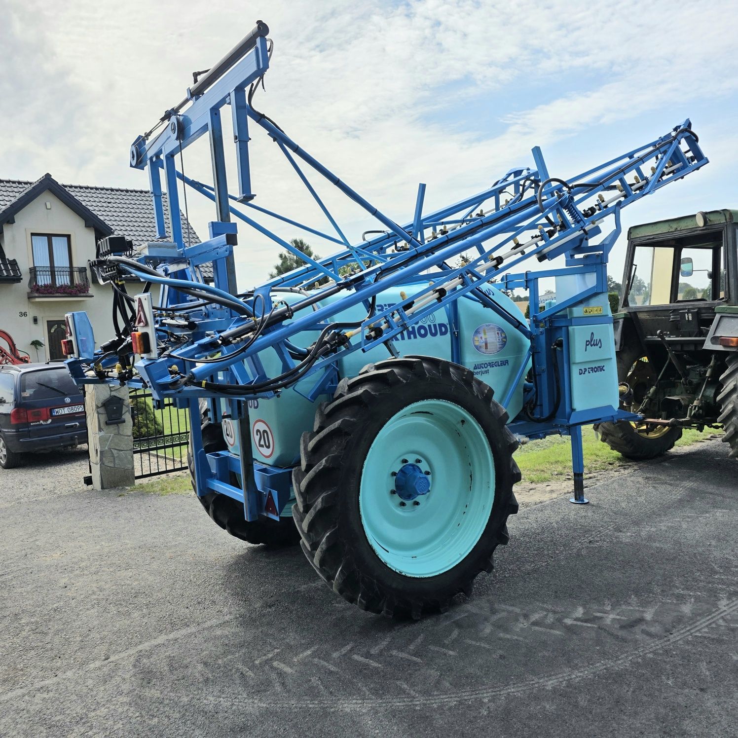 Opryskiwacz Berthoud Primer 2000l 18m Arag stan idealny