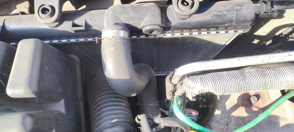 Peugeot 206 1.4 бензин з кондиціонером
