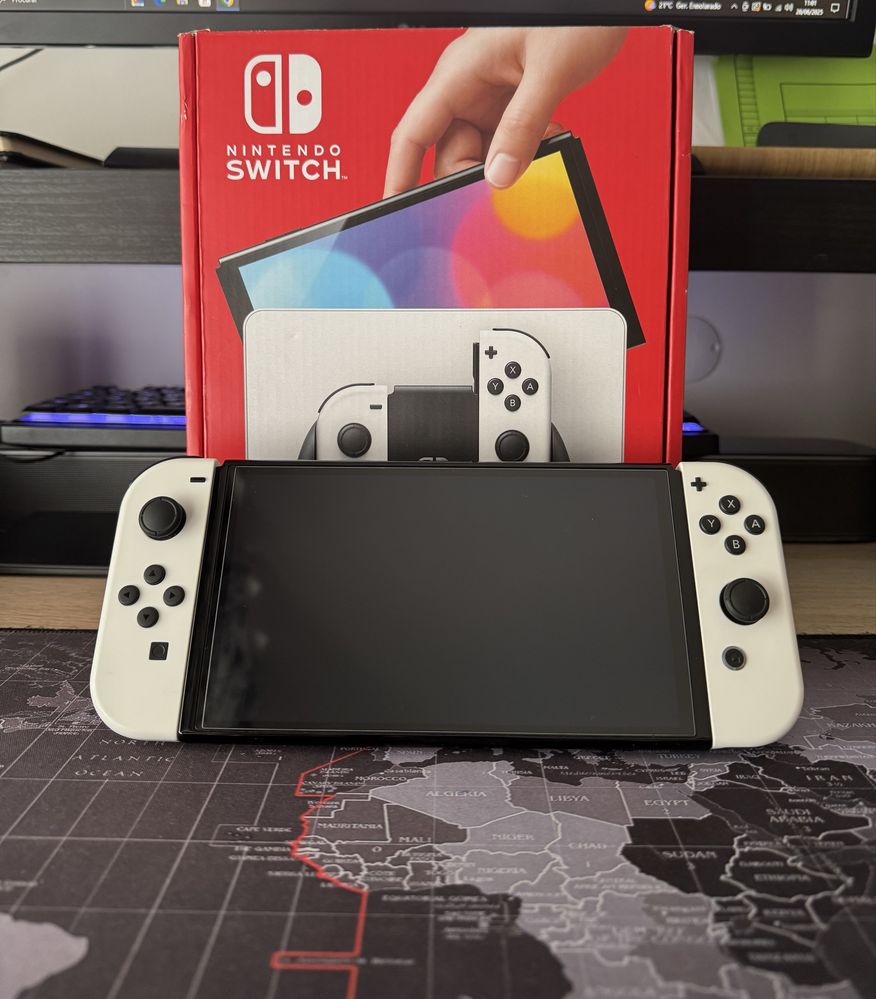 Nintendo swicht oled branca