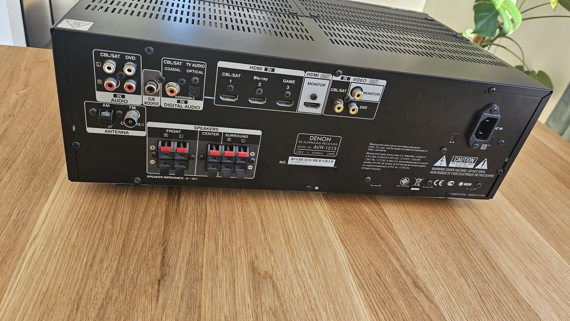Amplituner Denon AVR-1513 z pilotem