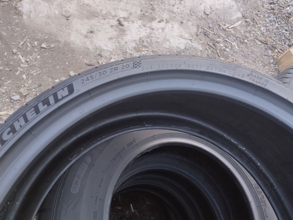 245/30/20 Michelin  pilot sport 4 s