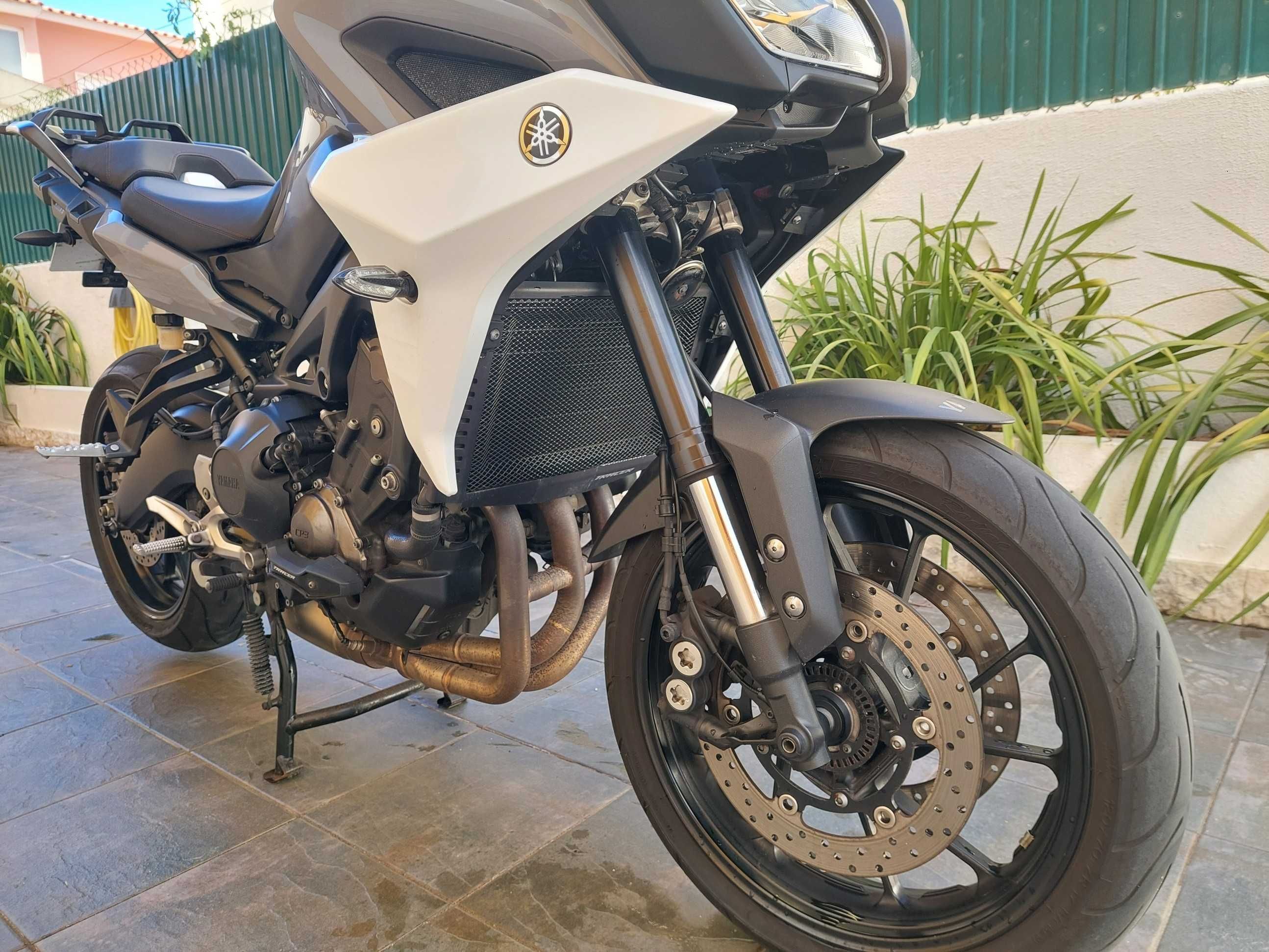 Tracer 900 de 2018 com 26000 Km