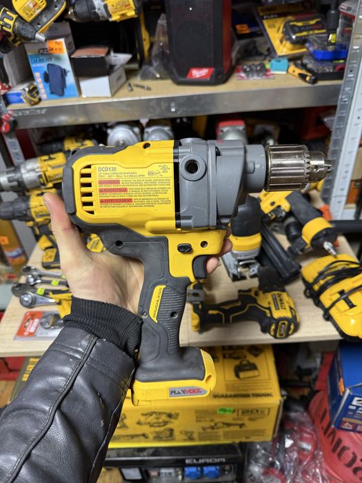 Міксер дрель dewalt DCD130