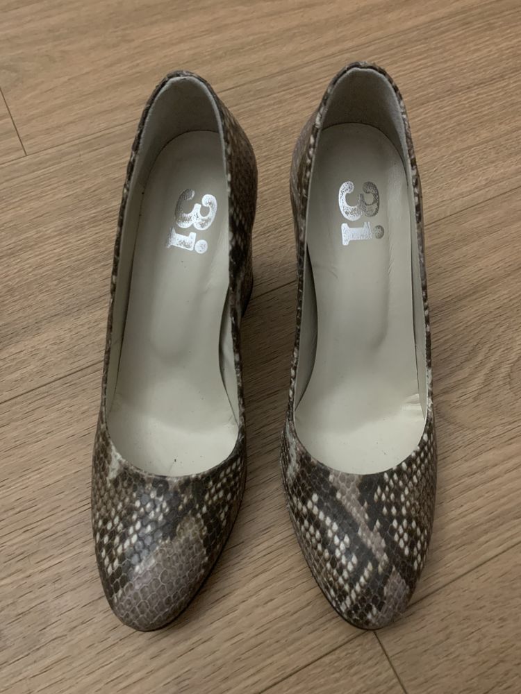 Buty 3i Nowe skorzane , wężowy wzór