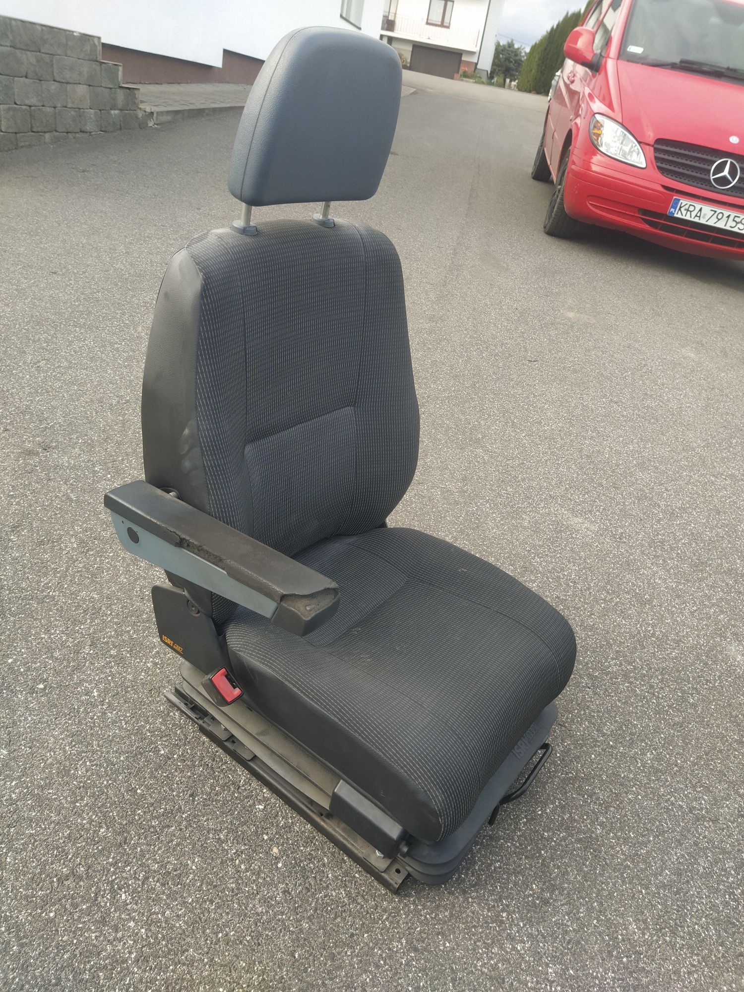 Fotel pompowany pneumatyczny amortyzowany Mercedes Sprinter VW LT