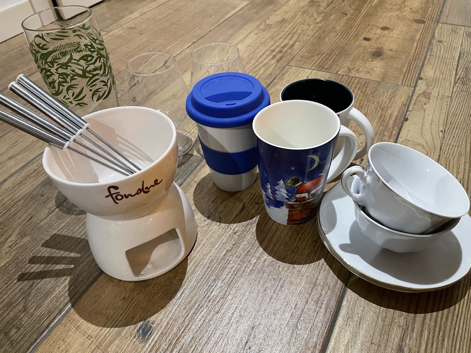 Zestaw do fondue, kubki, filizanki, szklanki