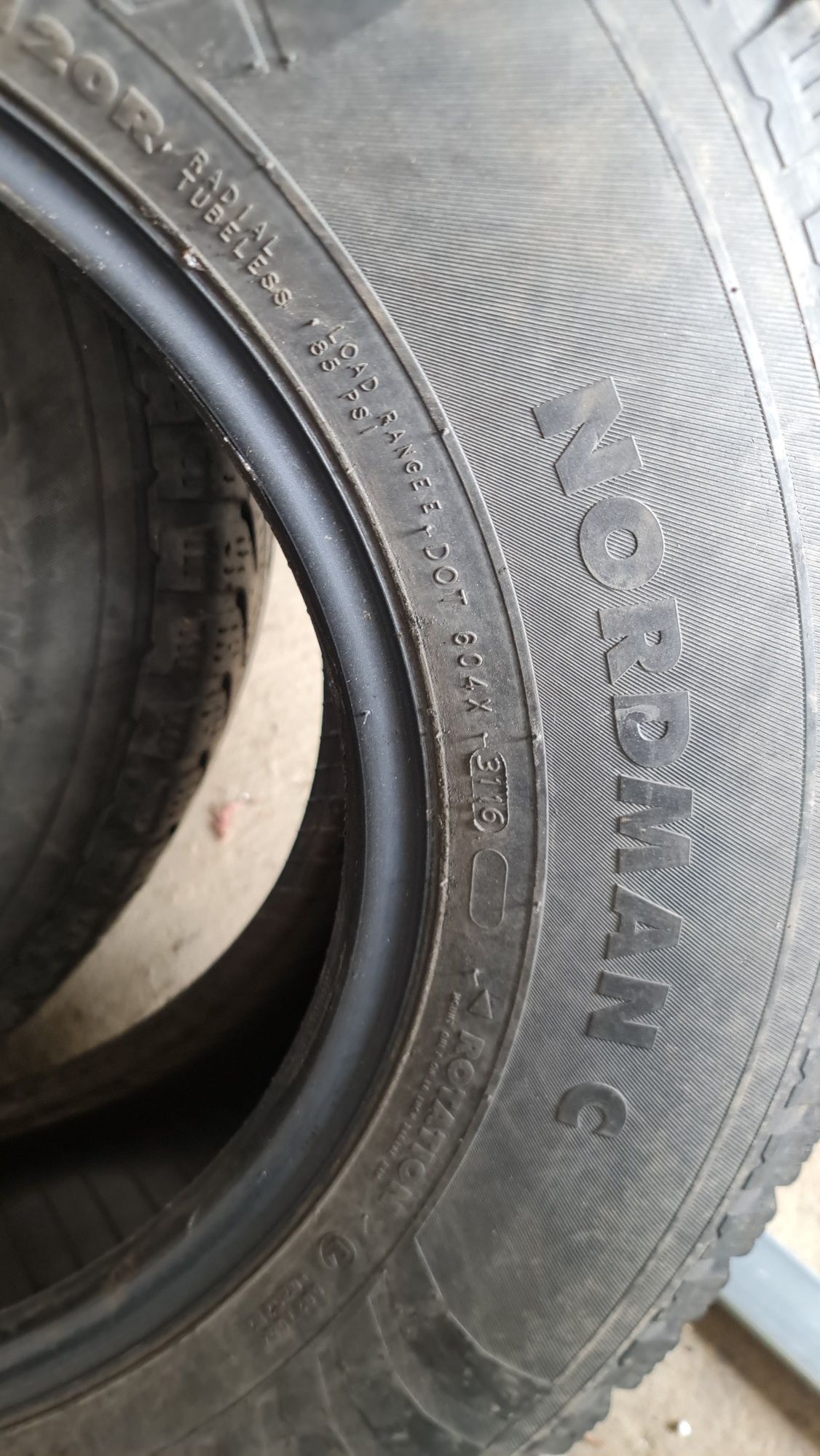 Нокиан 225/75 r16c