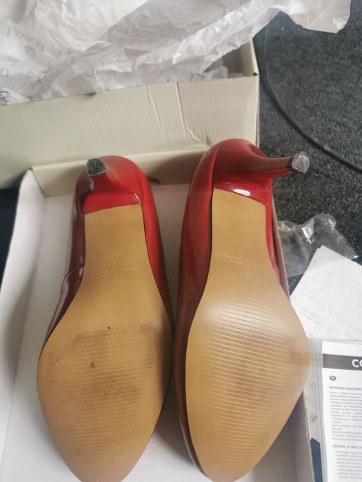 Szpilki rozmiar 35 Lasocki