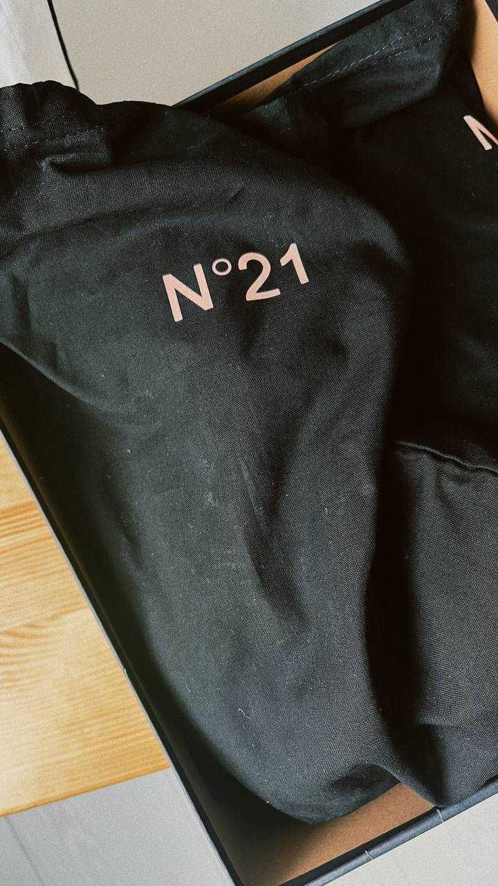 Лофери на платформі N21 нові