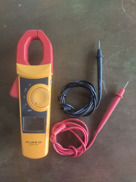 Струмовимірювальні кліщі Fluke 333