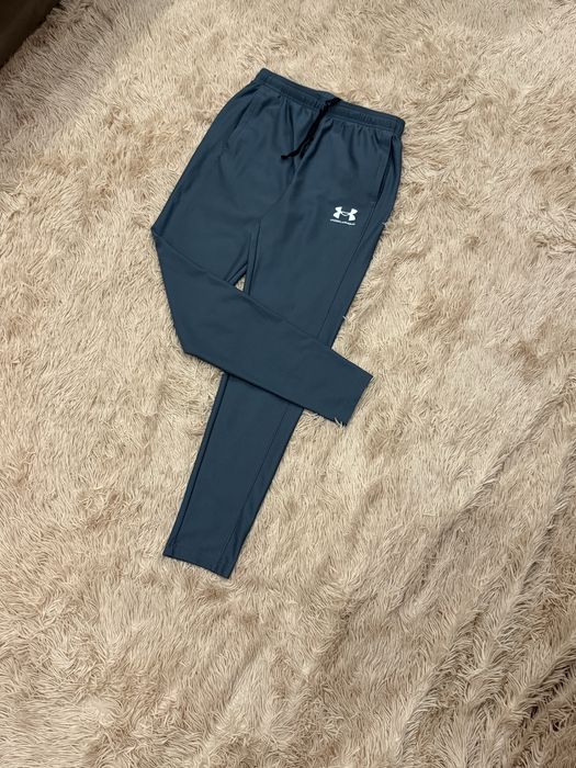 Серые спортивки спортивные штаны under armour андер армор оригинал s