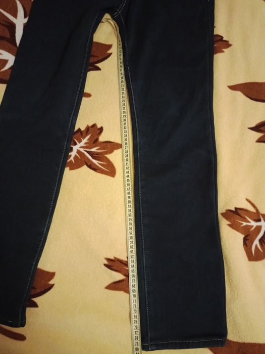 Джинсы теплые . .