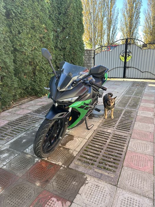 Мотоцикл Lifan KPR 250