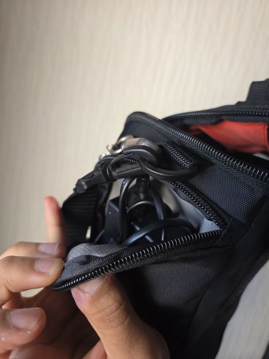 Canon EOS RP [NOVA] com uma mala, lente de 50 mm e carregador