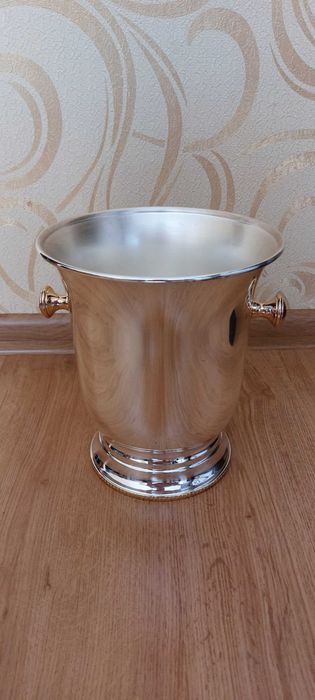 Охолоджувач для бутилок шампанського посерібнений