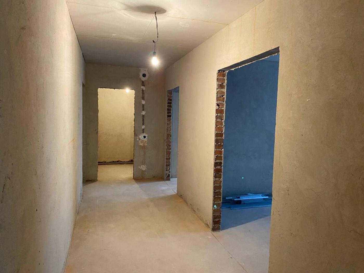 Продам  3 кім. квартиру по  вул.Героїв Миколаєва, Франківськ