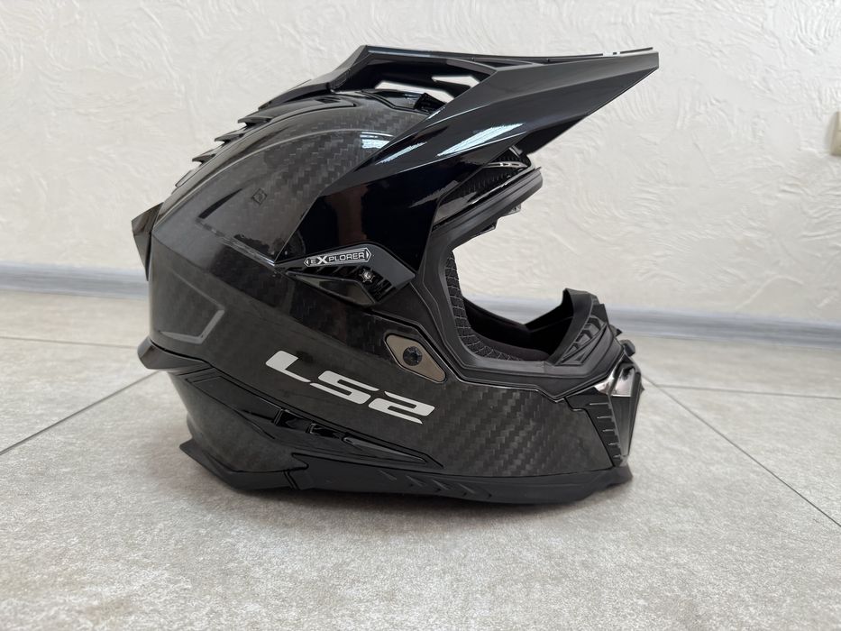 Шолом LS2  Explorer Carbon MX701