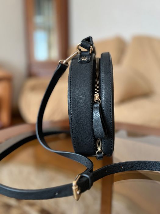 Кругла сумка Zara з вишивкою