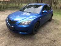 Mazda 3 1.6 хэтчбек синего цвета