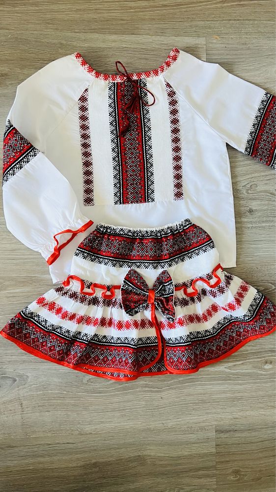 Украинский костюм юбка и рубашка