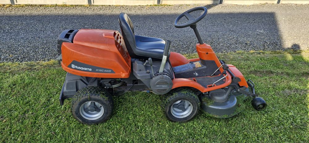 Traktorek kosiarka Husqvarna rider r16c AWD 4x4