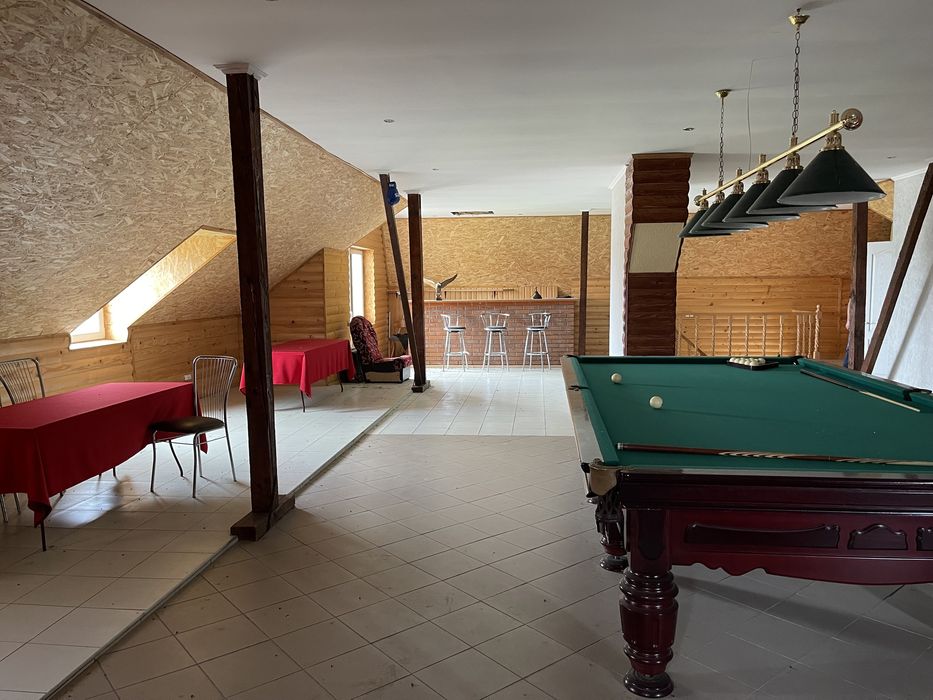 Продається комерційне приміщення