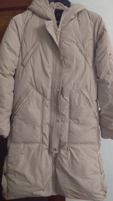 Зимнее пальто пуховик Mohito