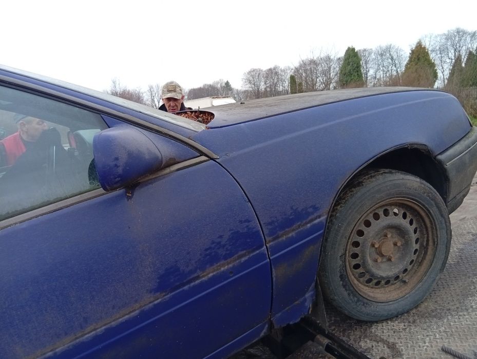 В розбірці омега а 1.8 бензин