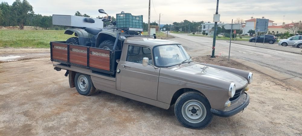 Peugeot 404 em bom estado