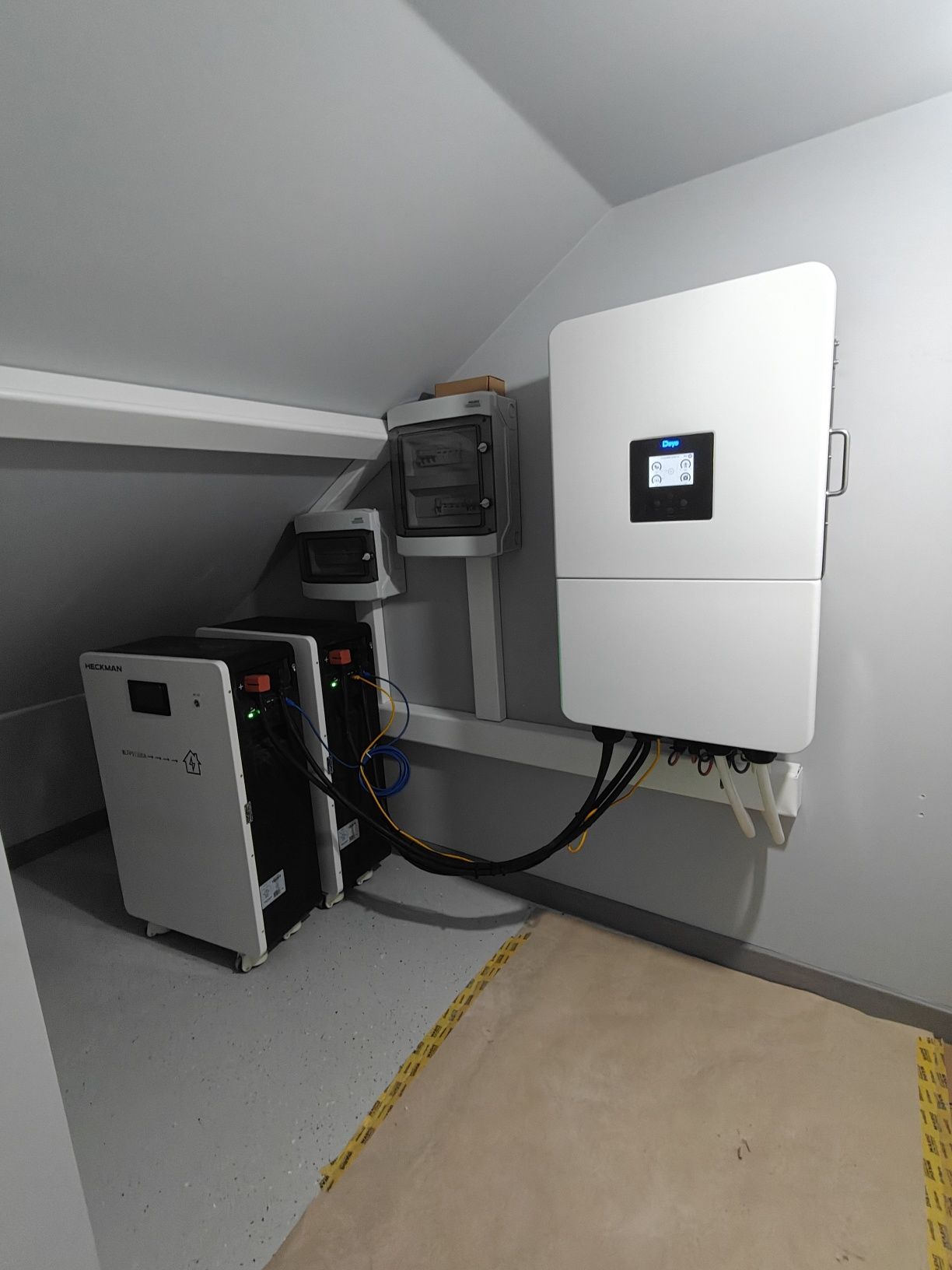 FOTOWOLTAIKA Hybrydowe Instalacje fotowoltaiczne Magazyny energii