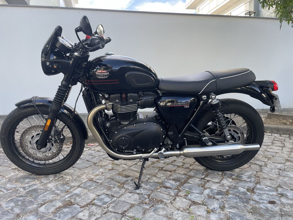 Triumph bonneville