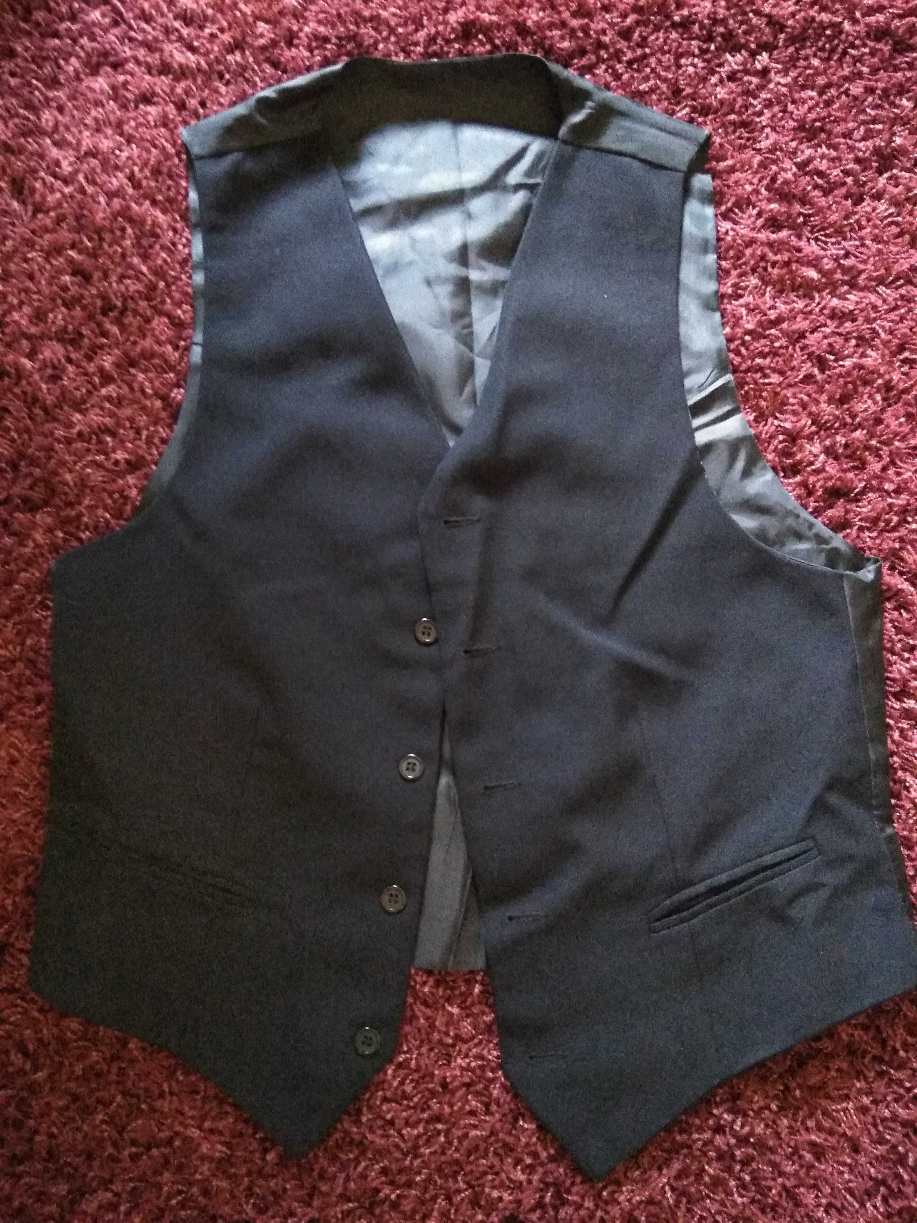 Traje académico masculino com 3 peças (em conjunto ou individual)
