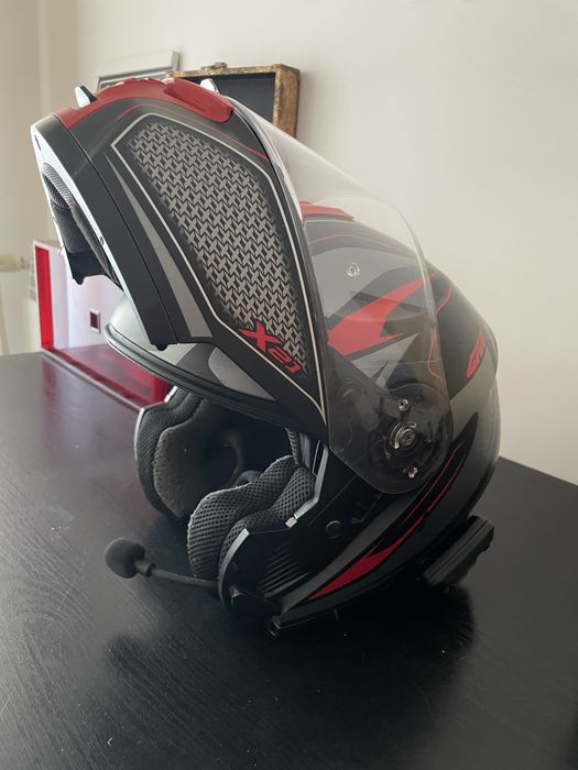 Capacete mota GIVI