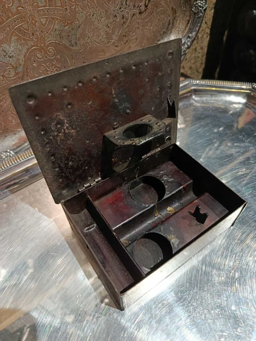 Caixa Gótica Arts and Crafts Hugo Berger Gobert 12 cm