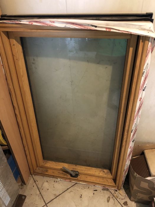 Okno dachowe z okuciem