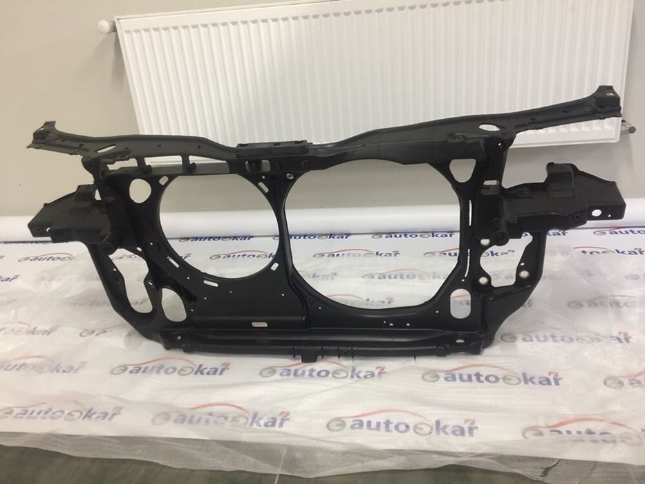 Панель передня/Телевізор Vw Passat Б5 / Пассат Б5+ 2000-2005