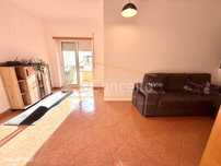 Apartamento T3 - 1º andar - Riachos ( Casais Castelos )