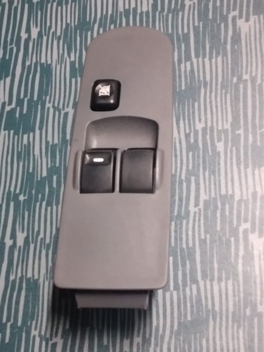 Botões Comando Vidros Mitsubishi Colt Ano 2005 Porta Esquerda e Dirt