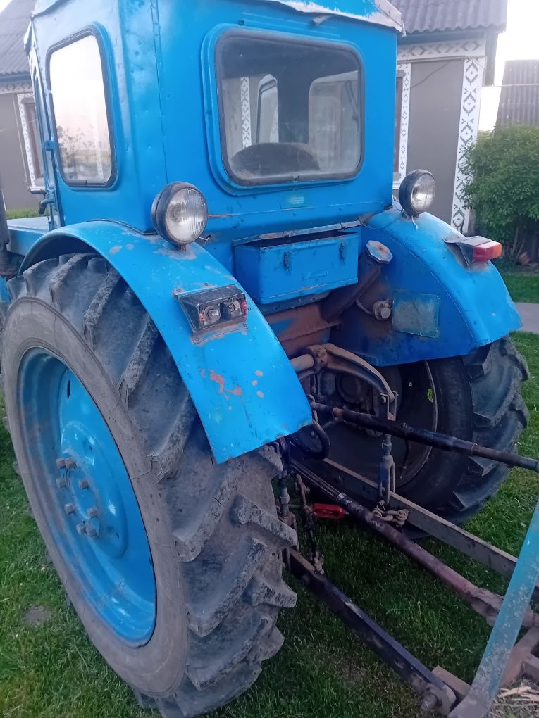 Продам. Трактор т40ам