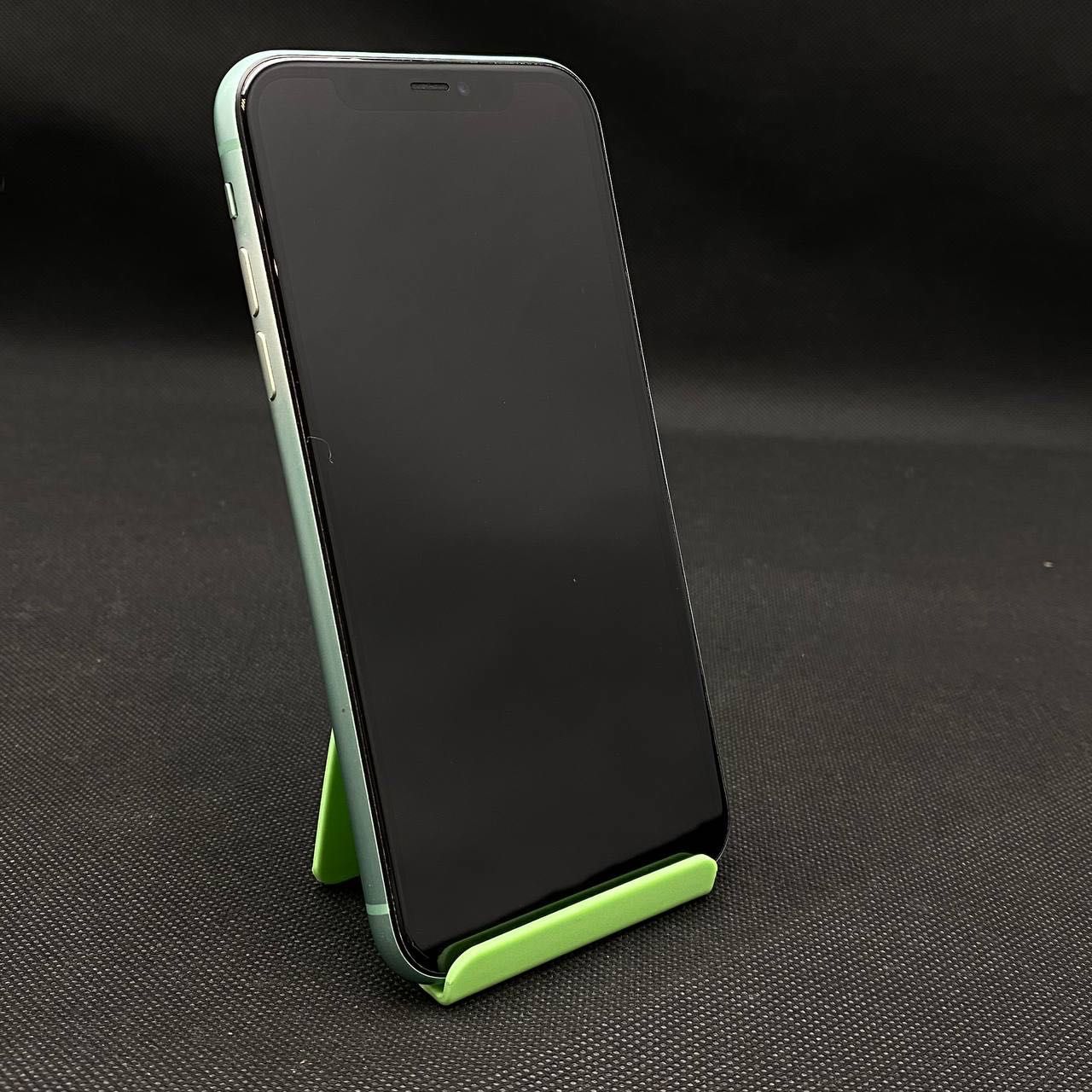 iPhone 11 64GB Green