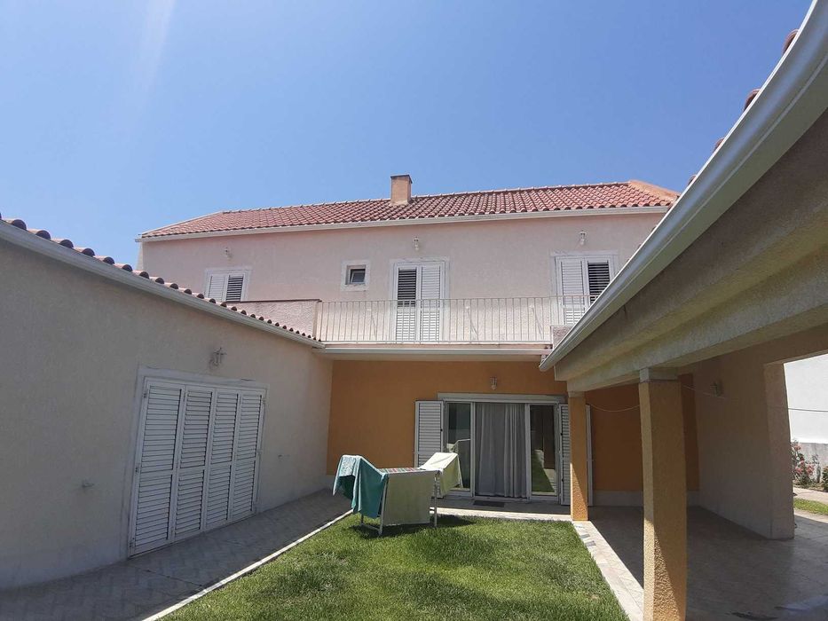 Quarto para Menina Moradia Fertagus do Foros da Amora