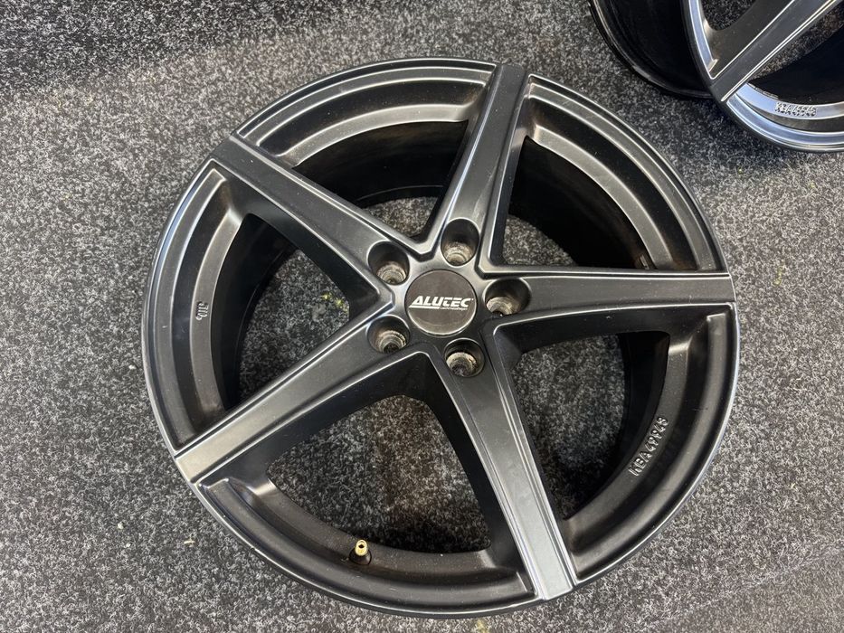 5X112 8R18 Alutec Audi Volkswagen Mercedes