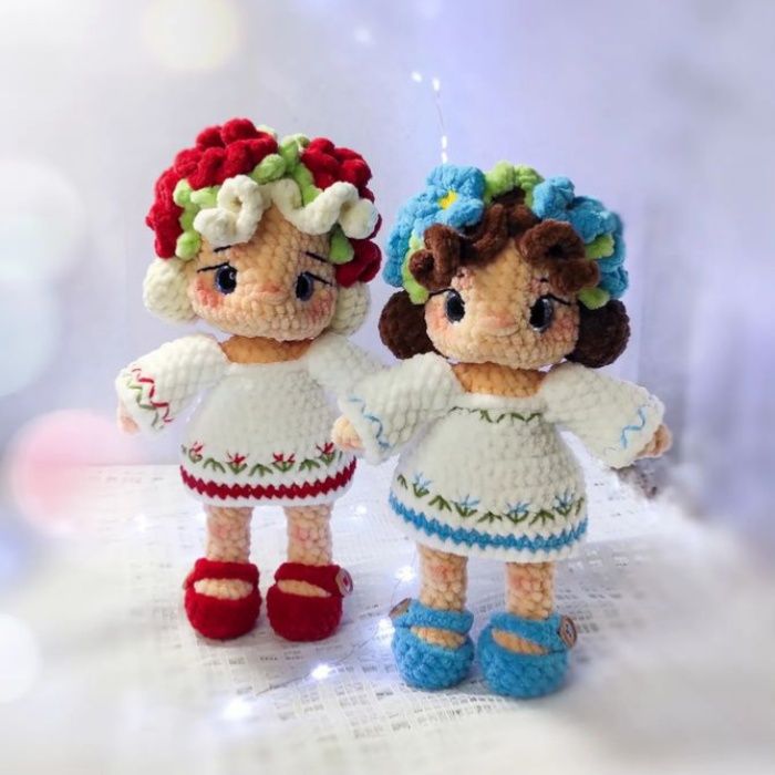 Лялька україночка, сувенірна іграшка, в'язана україночка