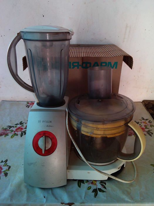 Продам кухонный комбайн BOSH на запчасти