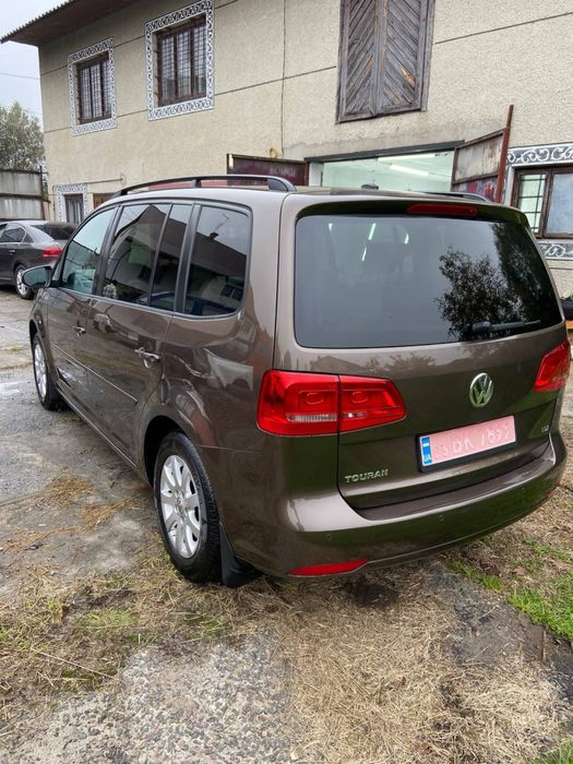 Продам Volkswagen Touran