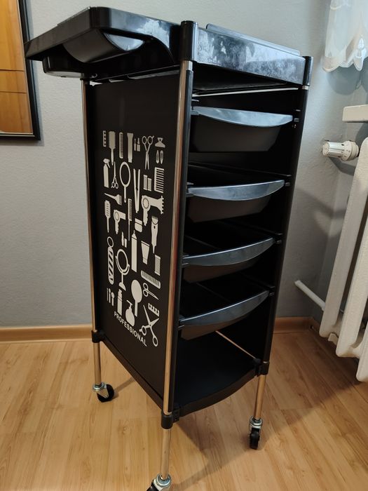 Pomocnik fryzjerski (zarezerwowane)