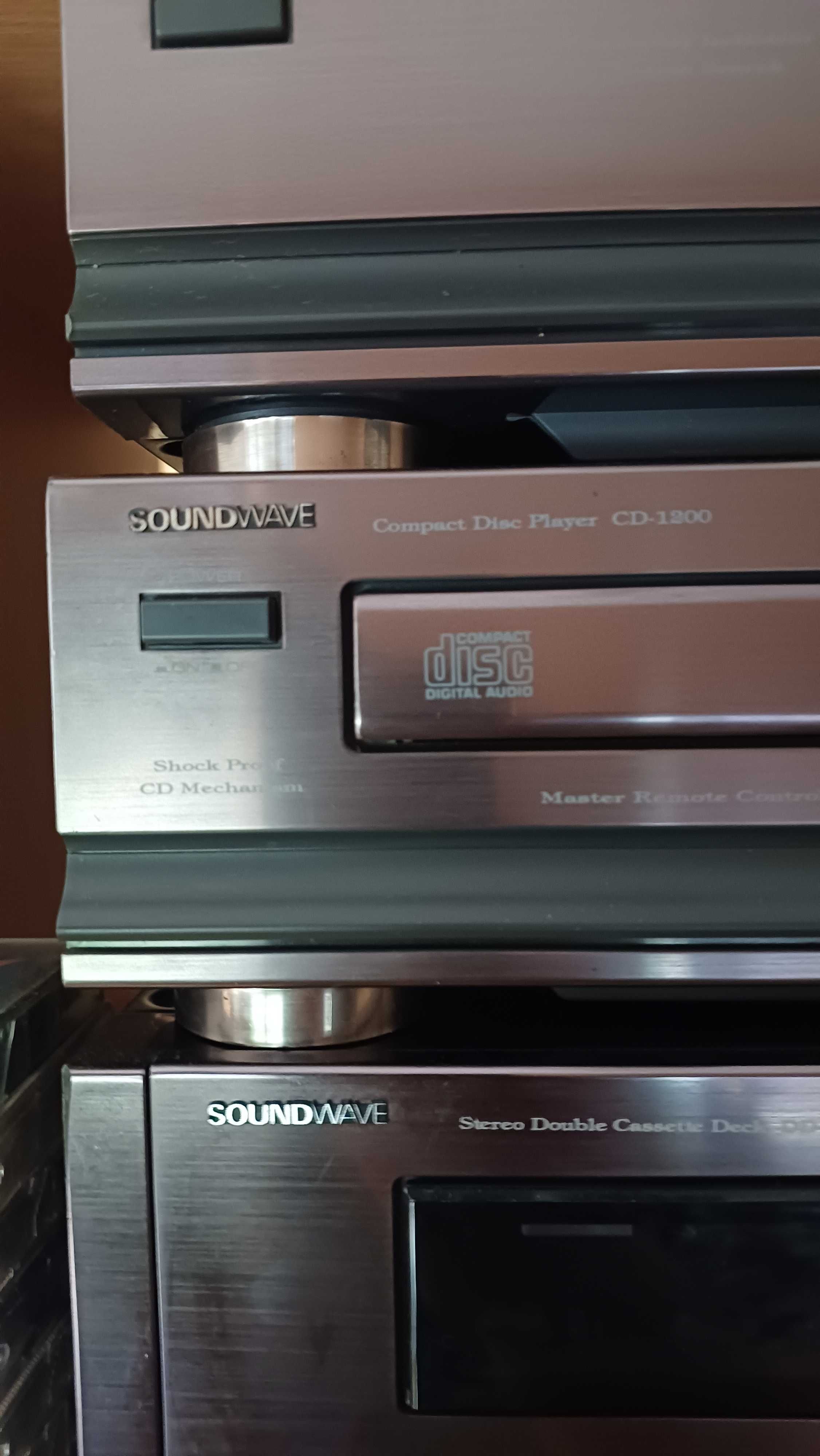 SOUNDWAVE 1200 аудіотрійка ( Касетна дека , CD програвач , тюнер )